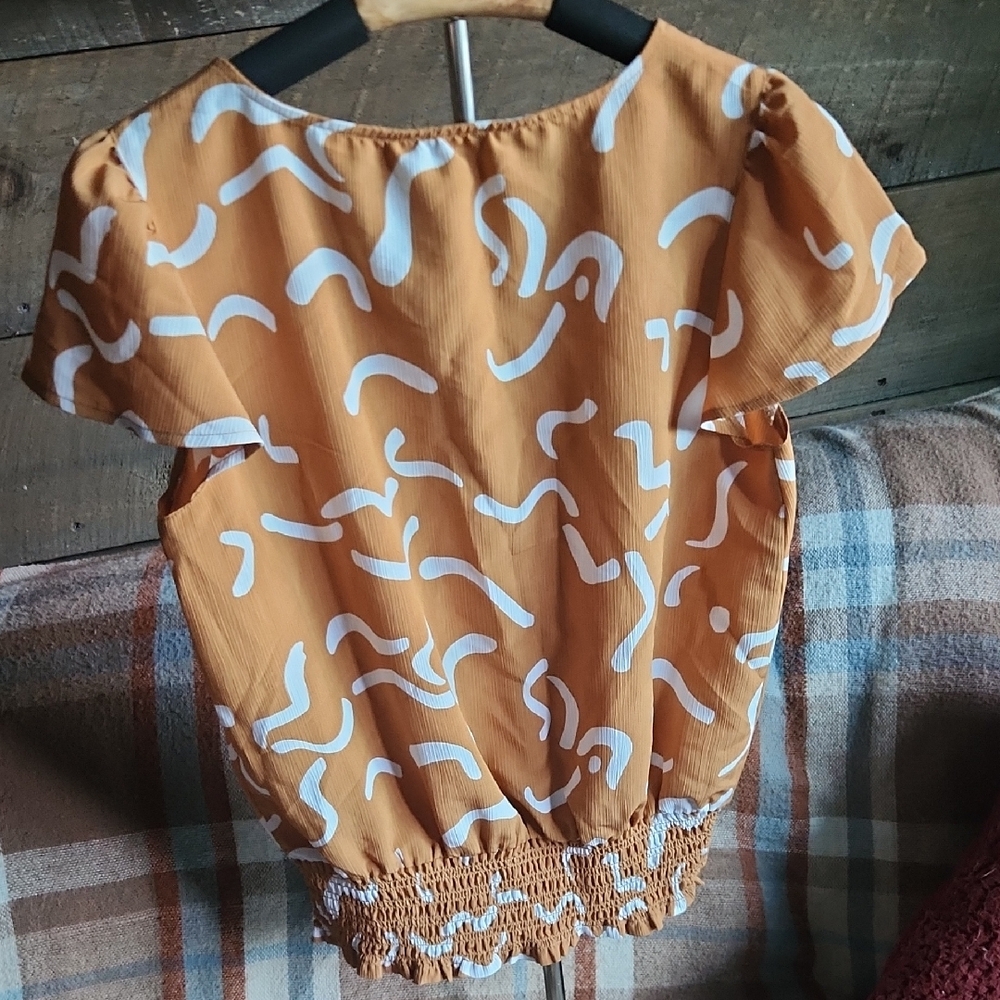 Ann Taylor Orange and White Blouse - Picture 3 of 3